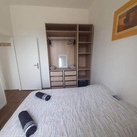 Lagny Appart Dans Petit Chateau En Centre Ville מראה חיצוני תמונה