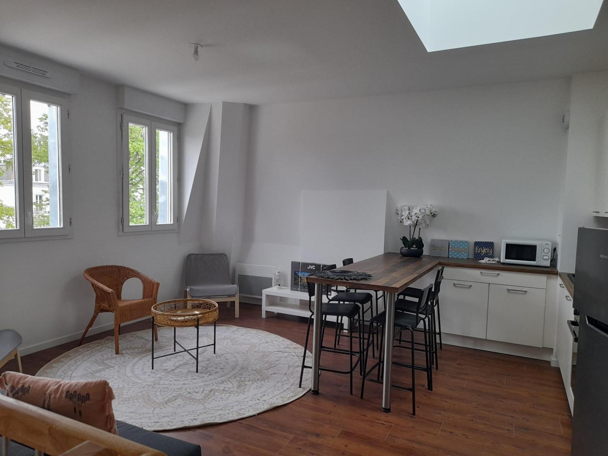 Lagny Appart Dans Petit Chateau En Centre Ville מראה חיצוני תמונה