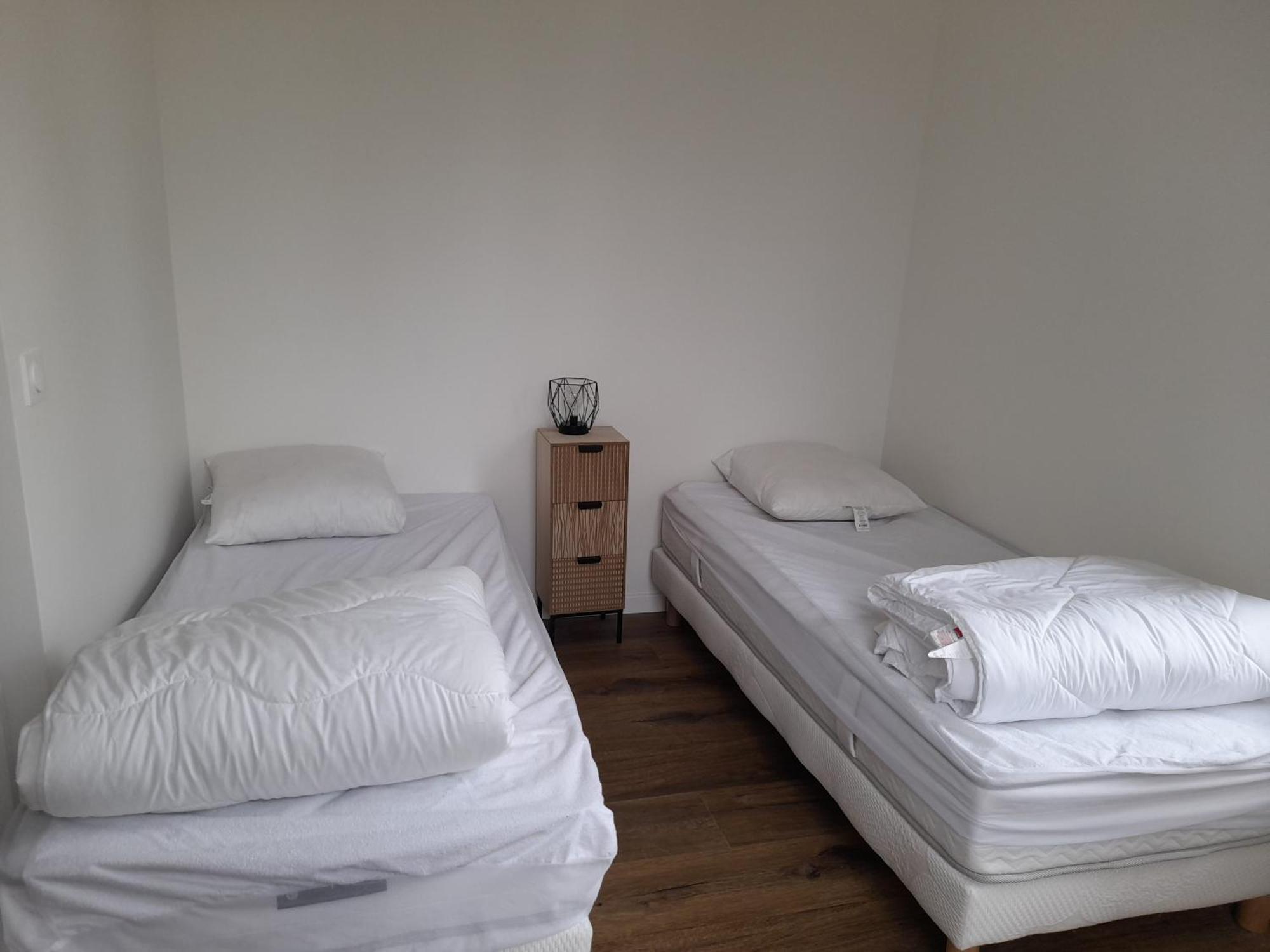 Lagny Appart Dans Petit Chateau En Centre Ville מראה חיצוני תמונה