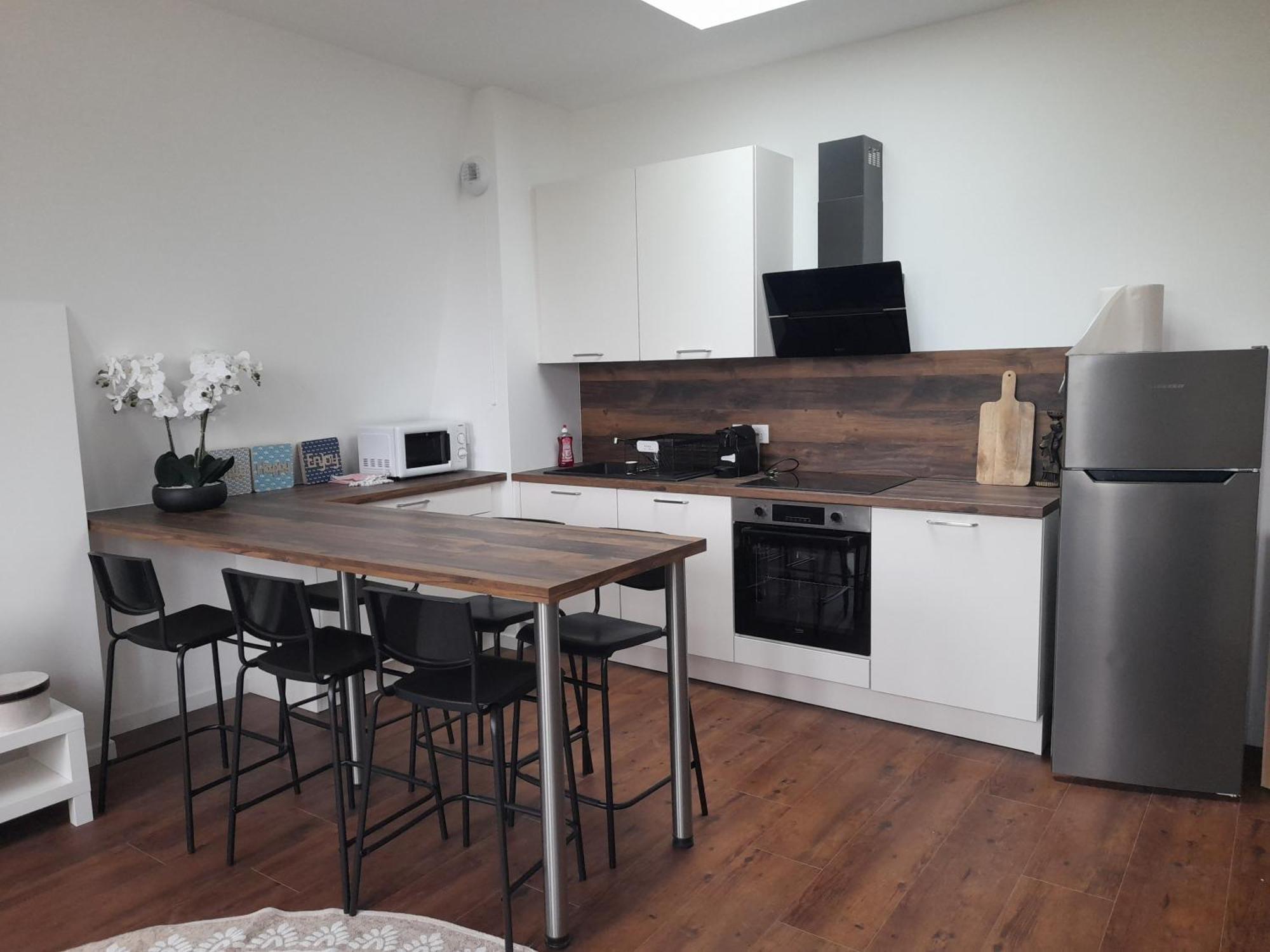 Lagny Appart Dans Petit Chateau En Centre Ville מראה חיצוני תמונה
