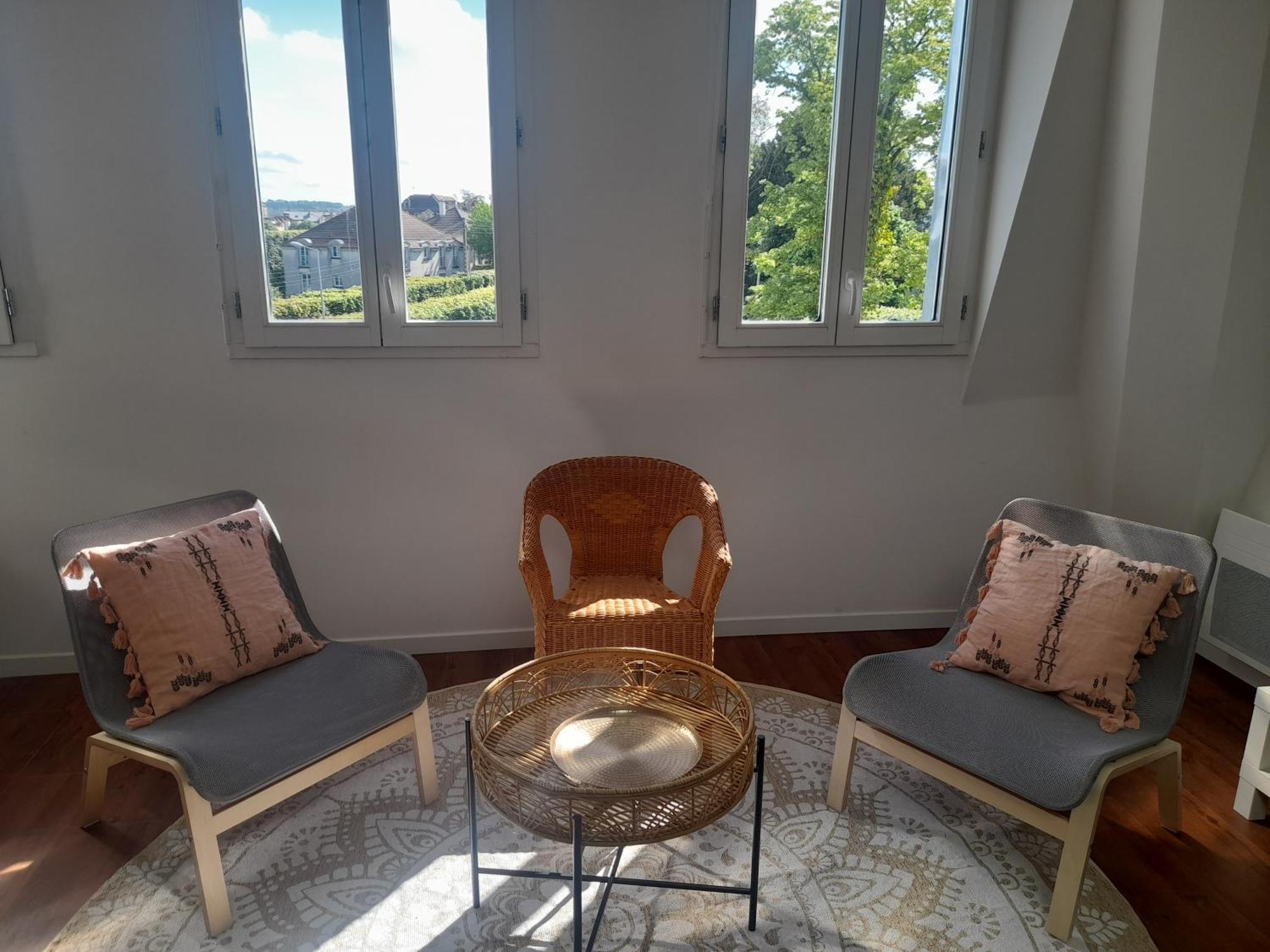 Lagny Appart Dans Petit Chateau En Centre Ville מראה חיצוני תמונה